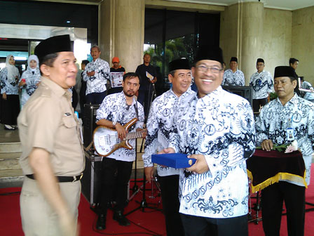 Pencarian PGRI Puncak - Persatuan Guru Republik Indonesia Cabang Puncak